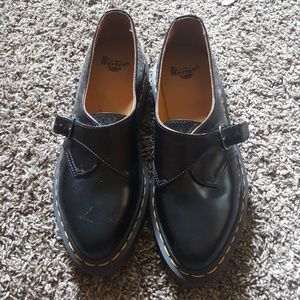 Worn once size 8 Dr. Martens